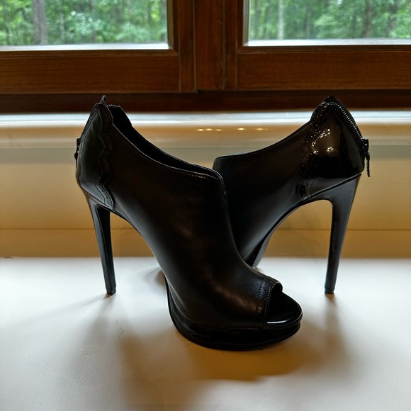 Trouve Shoes - Black leather patent booties.